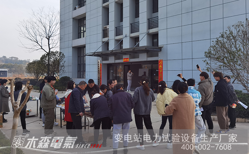 燃情三月，女神約會鳳凰園