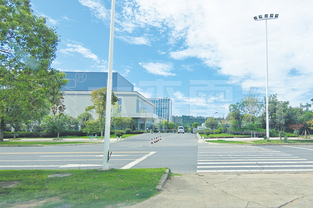 10KV移動(dòng)變電車母排耐壓試驗(yàn)